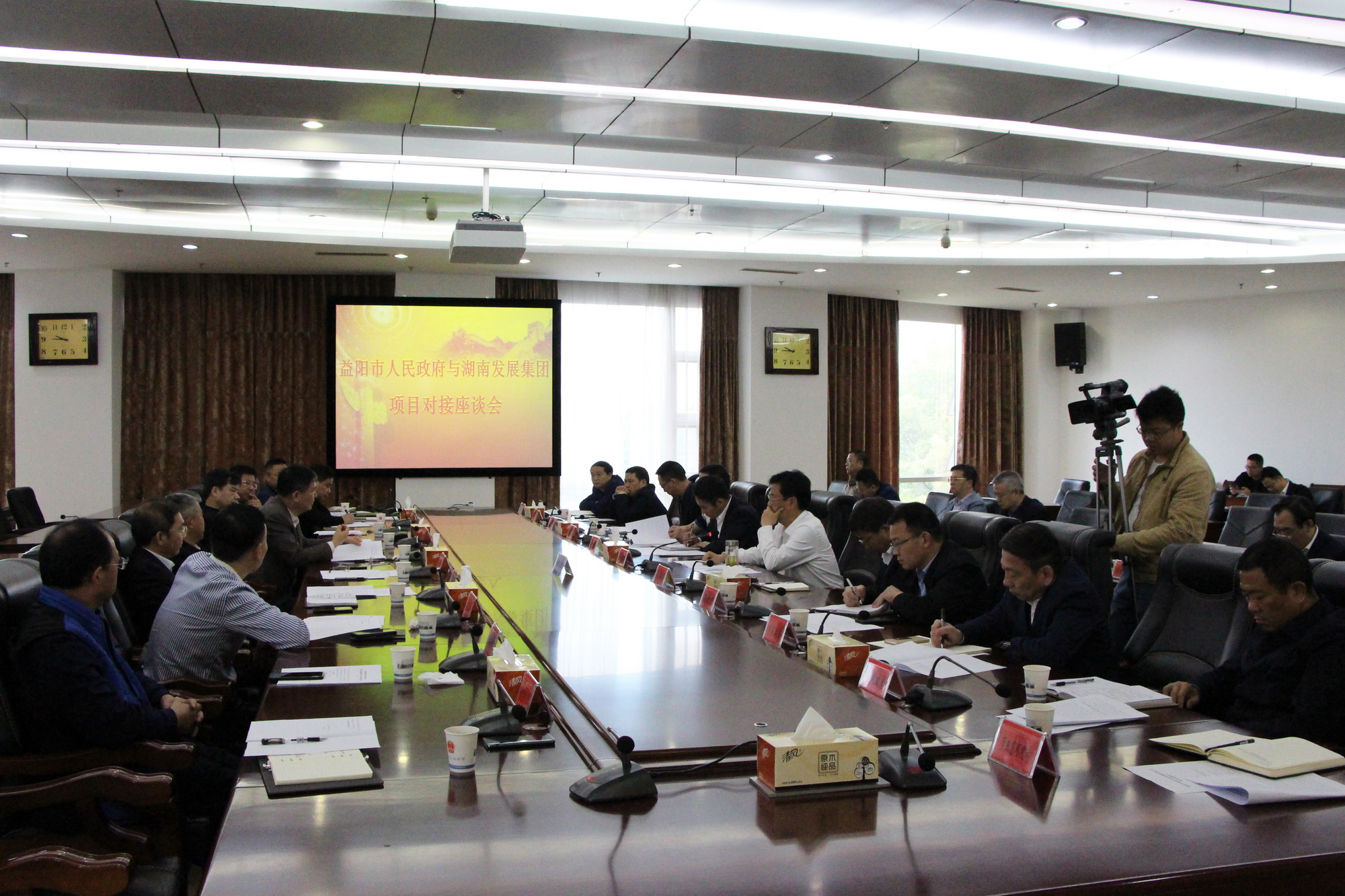 譚建華帶隊赴益陽市進(jìn)行項(xiàng)目對接