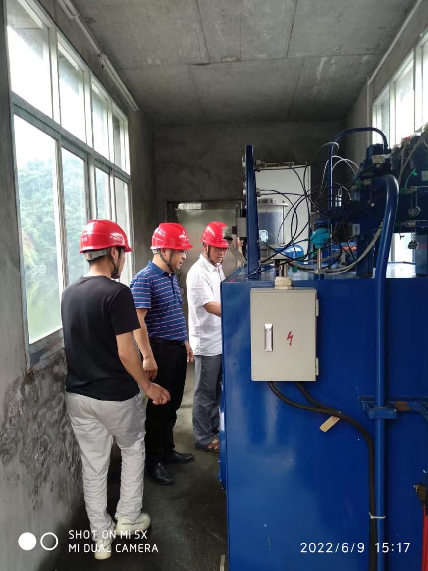 安全檢查.jpg 安全檢查.jpg