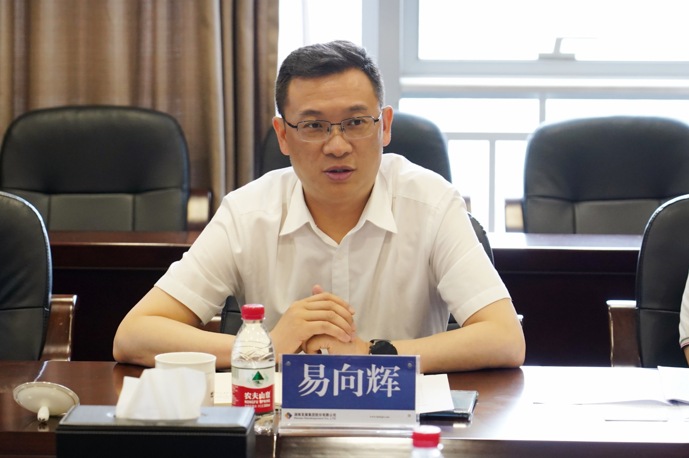 易向輝一行來(lái)我司開展調(diào)查研究